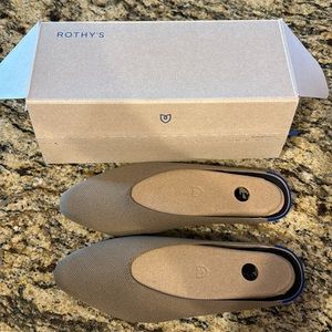 The Almond Demi in Portobello. Size 7